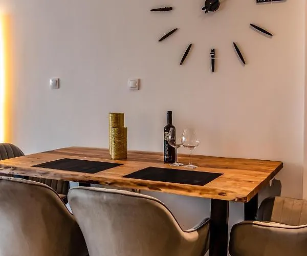 公寓 Agia Sofia Luxury & 塞萨洛尼基